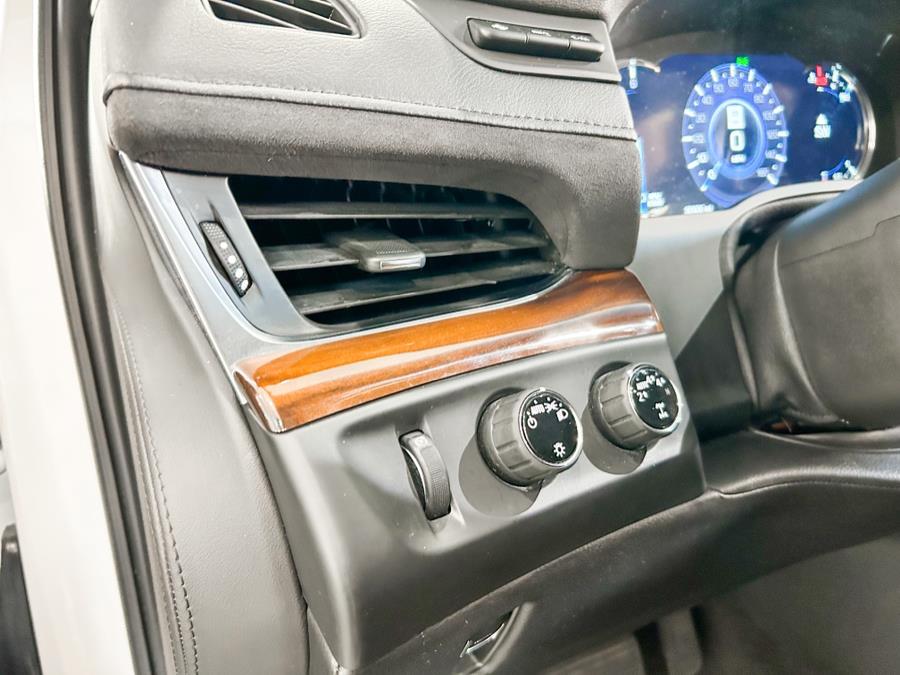 2020 Cadillac Escalade 4WD 4dr Premium Luxury, available for sale in Franklin Square, New York | Luxury Motor Club. Franklin Square, New York 2020 Cadillac Escalade 4WD 4dr Premium Luxury, available for sale in Franklin Square, New York | Luxury Motor Club. Franklin Square, New York