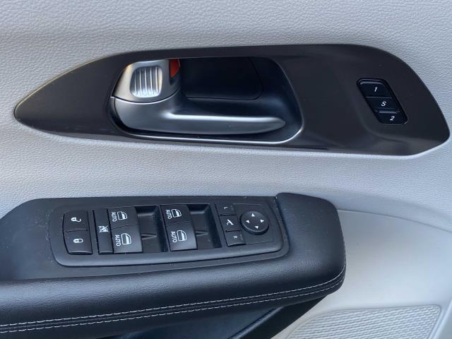 Used Chrysler Pacifica Limited 2017 | Eastchester Motor Cars. Bronx, New York Used Chrysler Pacifica Limited 2017 | Eastchester Motor Cars. Bronx, New York