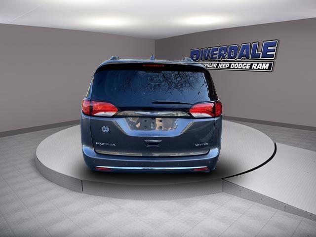 Used Chrysler Pacifica Limited 2017 | Eastchester Motor Cars. Bronx, New York Used Chrysler Pacifica Limited 2017 | Eastchester Motor Cars. Bronx, New York