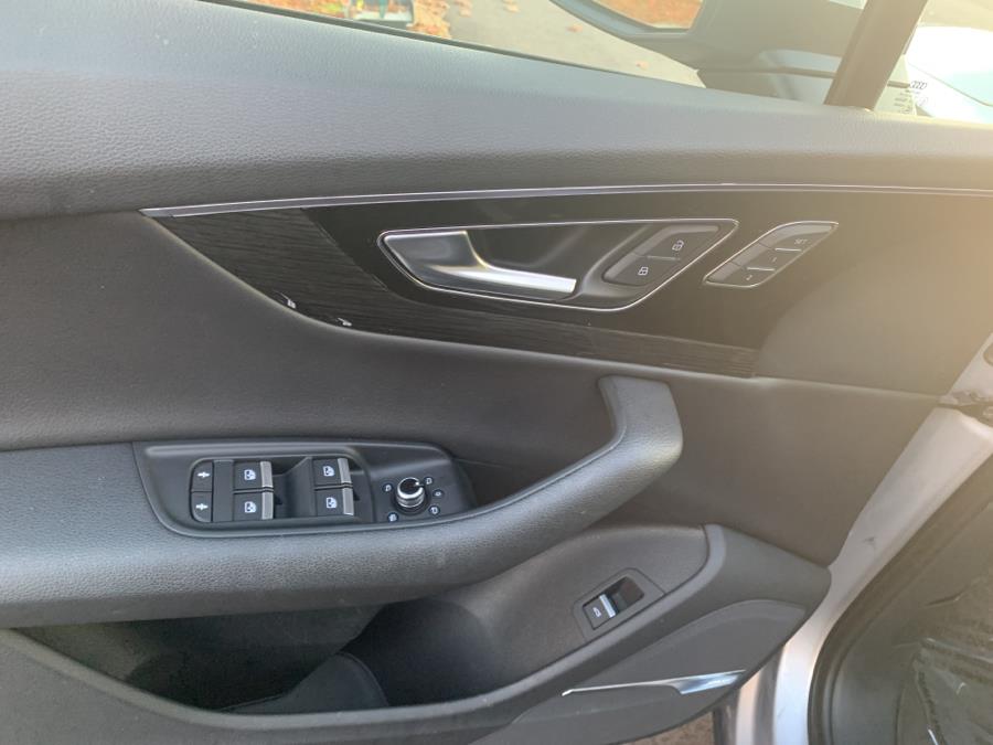 2019 Audi Q7 SE Premium Plus 55 TFSI quattro, available for sale in Old Saybrook, Connecticut | Saybrook Auto Barn. Old Saybrook, Connecticut 2019 Audi Q7 SE Premium Plus 55 TFSI quattro, available for sale in Old Saybrook, Connecticut | Saybrook Auto Barn. Old Saybrook, Connecticut
