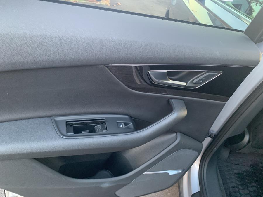 2019 Audi Q7 SE Premium Plus 55 TFSI quattro, available for sale in Old Saybrook, Connecticut | Saybrook Auto Barn. Old Saybrook, Connecticut 2019 Audi Q7 SE Premium Plus 55 TFSI quattro, available for sale in Old Saybrook, Connecticut | Saybrook Auto Barn. Old Saybrook, Connecticut