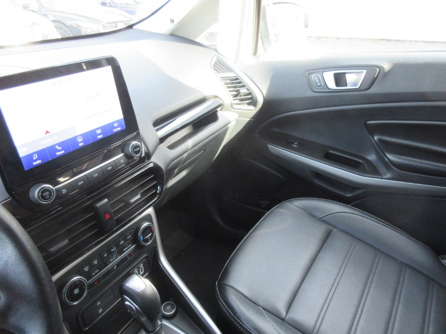 2021 Ford EcoSport Titanium 4WD, available for sale in Linden, New Jersey | Route 27 Auto Mall. Linden, New Jersey 2021 Ford EcoSport Titanium 4WD, available for sale in Linden, New Jersey | Route 27 Auto Mall. Linden, New Jersey