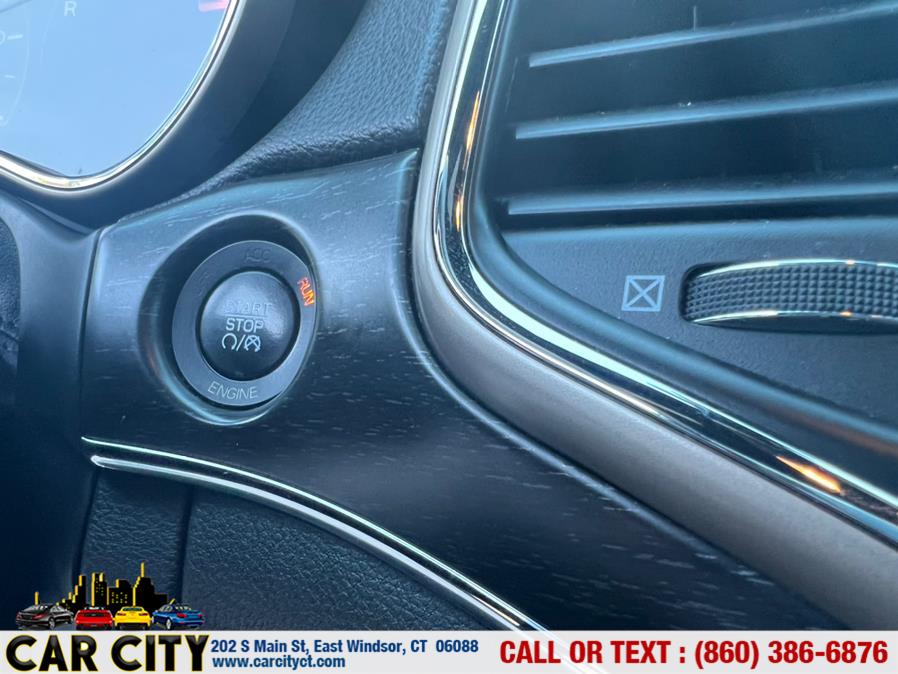 Used Jeep Grand Cherokee 4WD 4dr Limited 2014 | Car City LLC. East Windsor, Connecticut Used Jeep Grand Cherokee 4WD 4dr Limited 2014 | Car City LLC. East Windsor, Connecticut