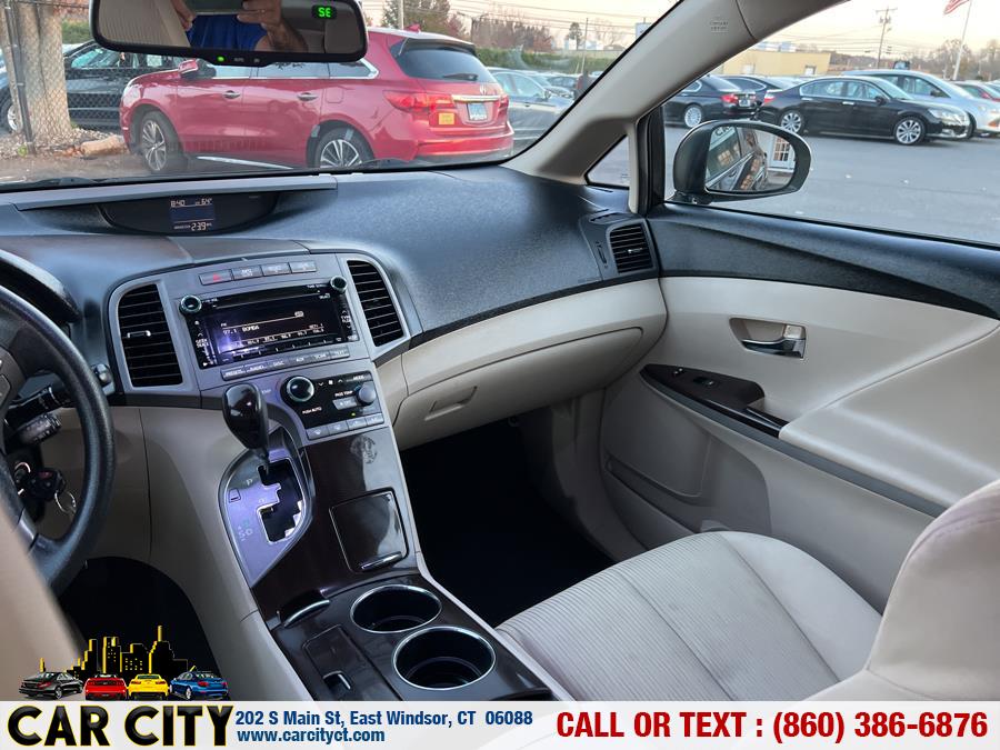 Used Toyota Venza 4dr Wgn I4 AWD 2010 | Car City LLC. East Windsor, Connecticut Used Toyota Venza 4dr Wgn I4 AWD 2010 | Car City LLC. East Windsor, Connecticut