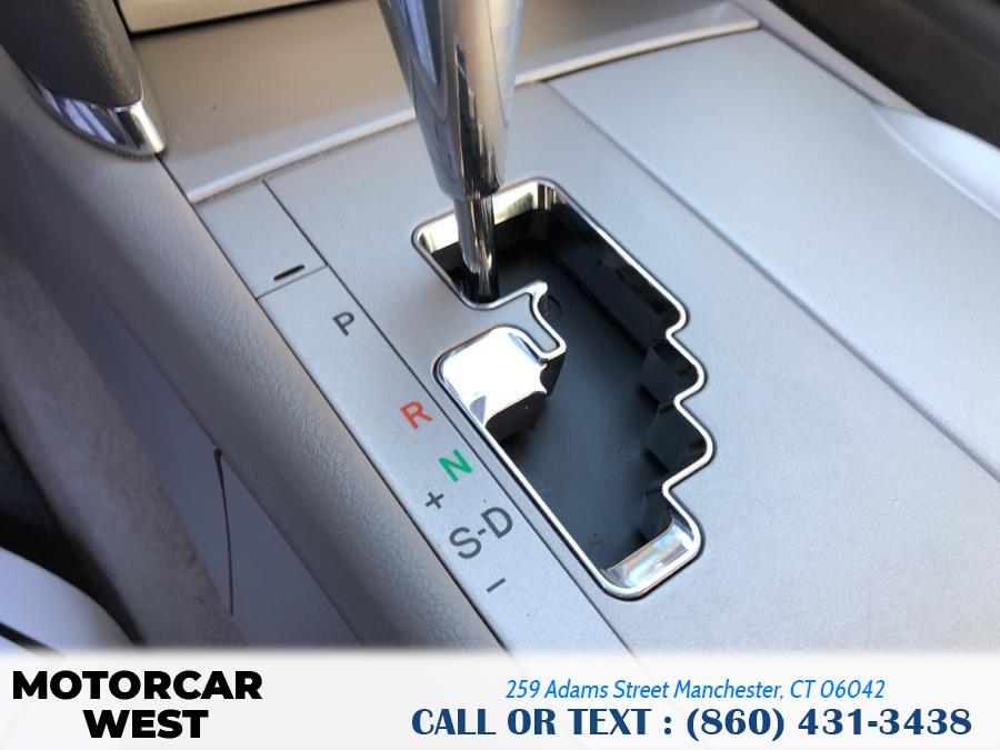 2009 Toyota Camry 4dr Sdn V6 Auto LE, available for sale in Manchester, Connecticut | Motorcar West. Manchester, Connecticut 2009 Toyota Camry 4dr Sdn V6 Auto LE, available for sale in Manchester, Connecticut | Motorcar West. Manchester, Connecticut