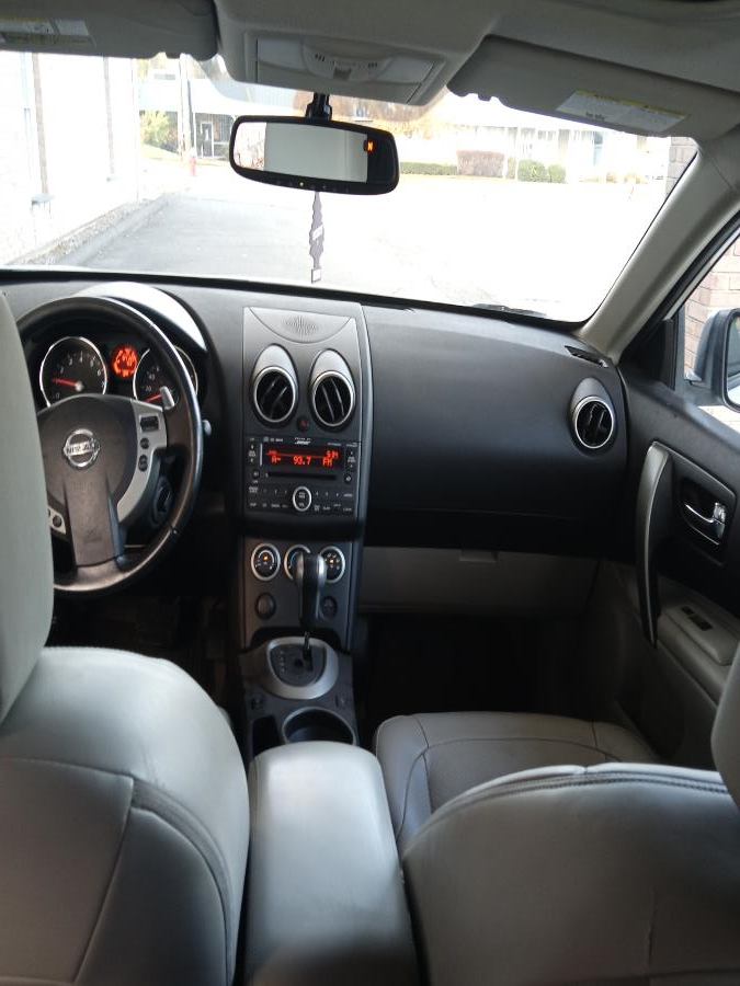 2009 Nissan Rogue AWD 4dr SL, available for sale in New Britain, Connecticut | Supreme Automotive. New Britain, Connecticut 2009 Nissan Rogue AWD 4dr SL, available for sale in New Britain, Connecticut | Supreme Automotive. New Britain, Connecticut