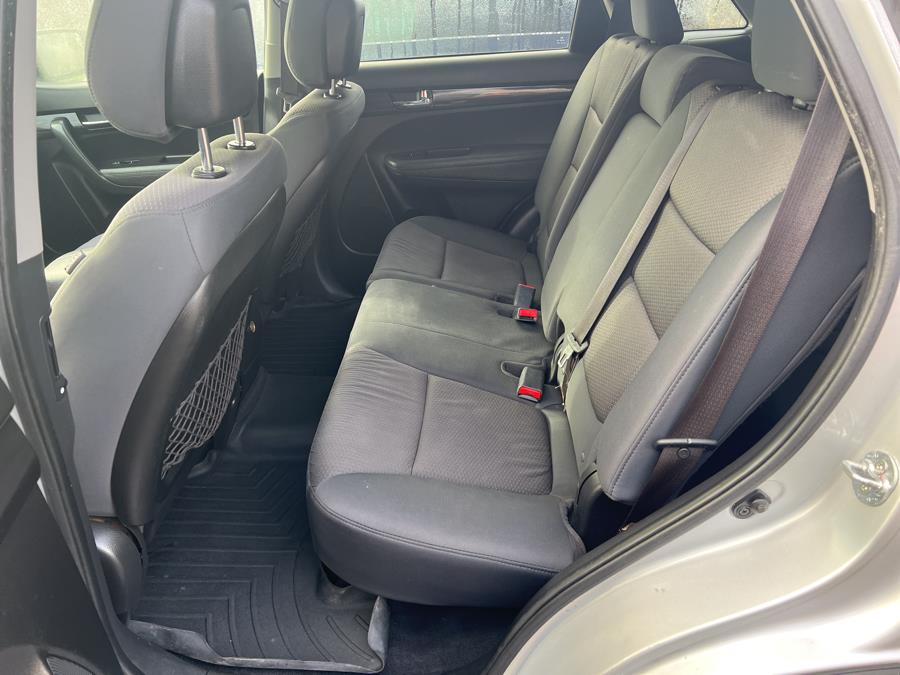 2012 Kia Sorento 2WD 4dr V6 LX, available for sale in Berlin, Connecticut | Main Auto of Berlin. Berlin, Connecticut 2012 Kia Sorento 2WD 4dr V6 LX, available for sale in Berlin, Connecticut | Main Auto of Berlin. Berlin, Connecticut