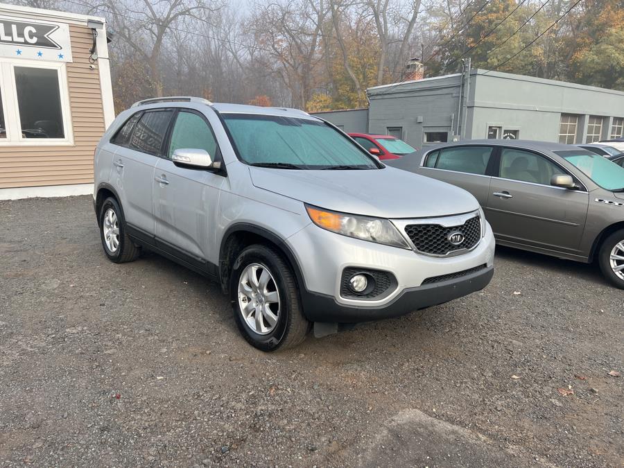 2012 Kia Sorento 2WD 4dr V6 LX, available for sale in Berlin, Connecticut | Main Auto of Berlin. Berlin, Connecticut 2012 Kia Sorento 2WD 4dr V6 LX, available for sale in Berlin, Connecticut | Main Auto of Berlin. Berlin, Connecticut