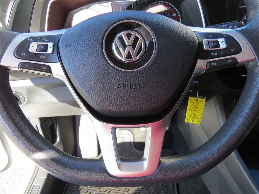 Used Volkswagen Jetta 1.4T S SULEV 4dr Sedan 6M 2020 | Lake City Exports Inc. Auburn, Maine Used Volkswagen Jetta 1.4T S SULEV 4dr Sedan 6M 2020 | Lake City Exports Inc. Auburn, Maine