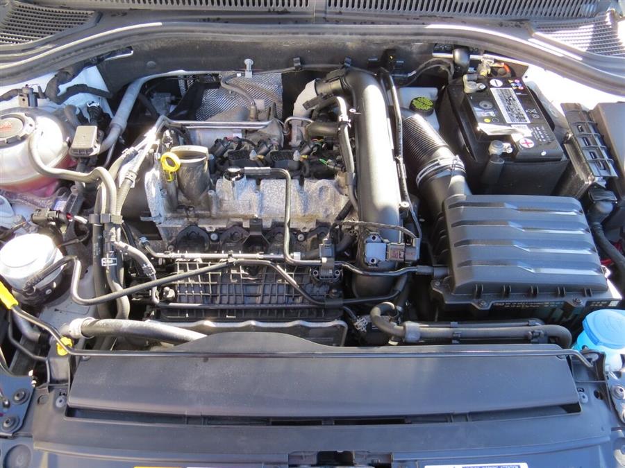 Used Volkswagen Jetta 1.4T S SULEV 4dr Sedan 6M 2020 | Lake City Exports Inc. Auburn, Maine Used Volkswagen Jetta 1.4T S SULEV 4dr Sedan 6M 2020 | Lake City Exports Inc. Auburn, Maine
