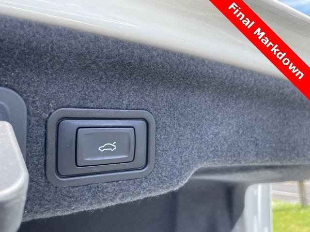 2013 Audi A8 4.0T, available for sale in Brookfield, Connecticut | Blasius Federal Road. Brookfield, Connecticut 2013 Audi A8 4.0T, available for sale in Brookfield, Connecticut | Blasius Federal Road. Brookfield, Connecticut