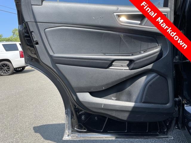 Used Ford Edge SEL 2017 | Blasius Federal Road. Brookfield, Connecticut Used Ford Edge SEL 2017 | Blasius Federal Road. Brookfield, Connecticut