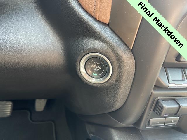 Used Chevrolet Silverado 1500 High Country 2020 | Blasius Federal Road. Brookfield, Connecticut Used Chevrolet Silverado 1500 High Country 2020 | Blasius Federal Road. Brookfield, Connecticut