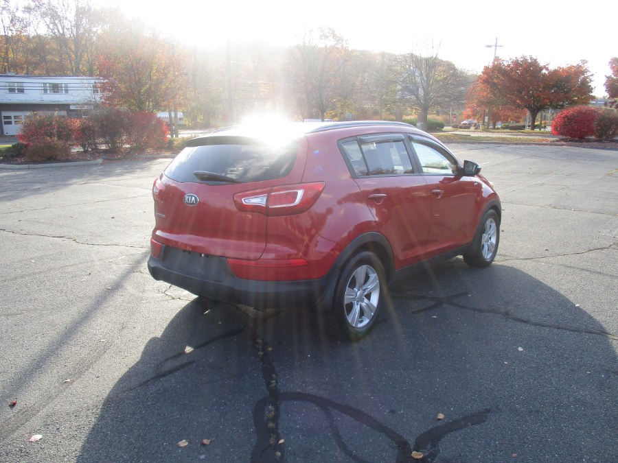 Used Kia Sportage AWD 4dr LX 2013 | Universal Motors LLC. New Britain, Connecticut Used Kia Sportage AWD 4dr LX 2013 | Universal Motors LLC. New Britain, Connecticut