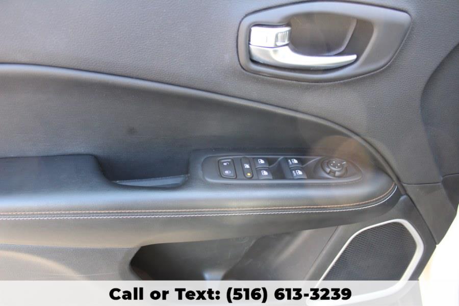 Used Jeep Compass Latitude FWD 2019 | Great Neck Car Buyers & Sellers. Great Neck, New York Used Jeep Compass Latitude FWD 2019 | Great Neck Car Buyers & Sellers. Great Neck, New York