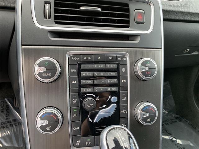 2016 Volvo V60 Cross Country T5, available for sale in Stratford, Connecticut | Wiz Leasing Inc. Stratford, Connecticut 2016 Volvo V60 Cross Country T5, available for sale in Stratford, Connecticut | Wiz Leasing Inc. Stratford, Connecticut