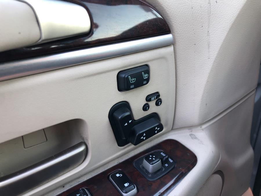 Used Lincoln Town Car 4dr Sdn Signature Limited 2007 | Signature Auto Sales. Franklin Square, New York Used Lincoln Town Car 4dr Sdn Signature Limited 2007 | Signature Auto Sales. Franklin Square, New York