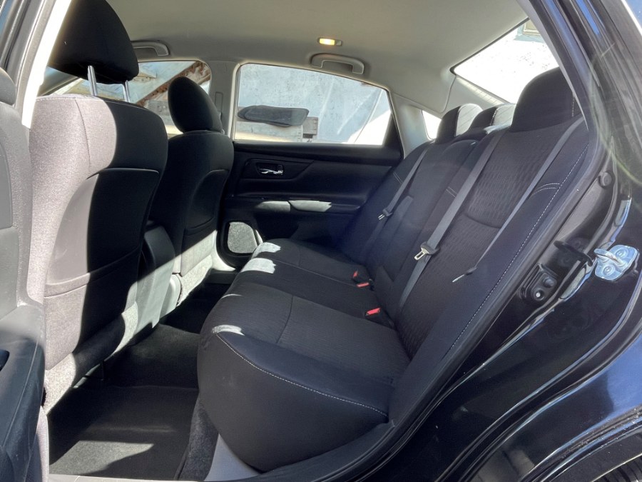 2018 Nissan Altima 2.5 SV Sedan, available for sale in Corona, California | Green Light Auto. Corona, California 2018 Nissan Altima 2.5 SV Sedan, available for sale in Corona, California | Green Light Auto. Corona, California