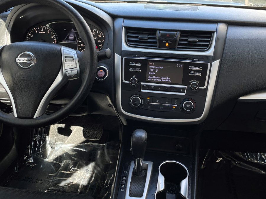 2018 Nissan Altima 2.5 SV Sedan, available for sale in Corona, California | Green Light Auto. Corona, California 2018 Nissan Altima 2.5 SV Sedan, available for sale in Corona, California | Green Light Auto. Corona, California