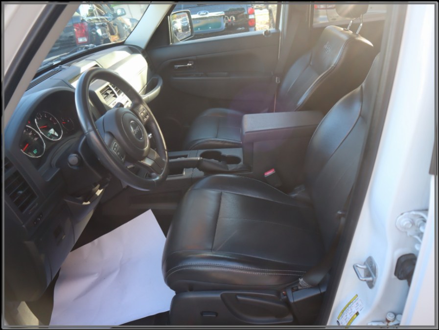 2012 Jeep Liberty 4WD 4dr Latittude, available for sale in Huntington Station, New York | My Auto Inc.. Huntington Station, New York 2012 Jeep Liberty 4WD 4dr Latittude, available for sale in Huntington Station, New York | My Auto Inc.. Huntington Station, New York