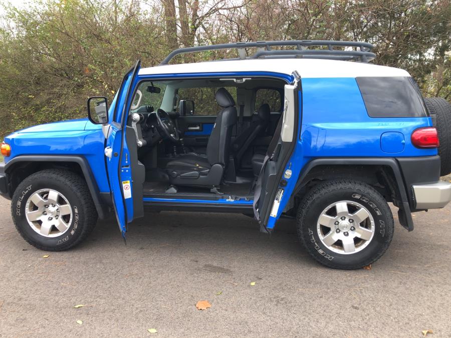 2008 Toyota FJ Cruiser 4WD 4dr Auto (Natl), available for sale in Beavercreek, Ohio | Wholesale Direct Motors. Beavercreek, Ohio 2008 Toyota FJ Cruiser 4WD 4dr Auto (Natl), available for sale in Beavercreek, Ohio | Wholesale Direct Motors. Beavercreek, Ohio