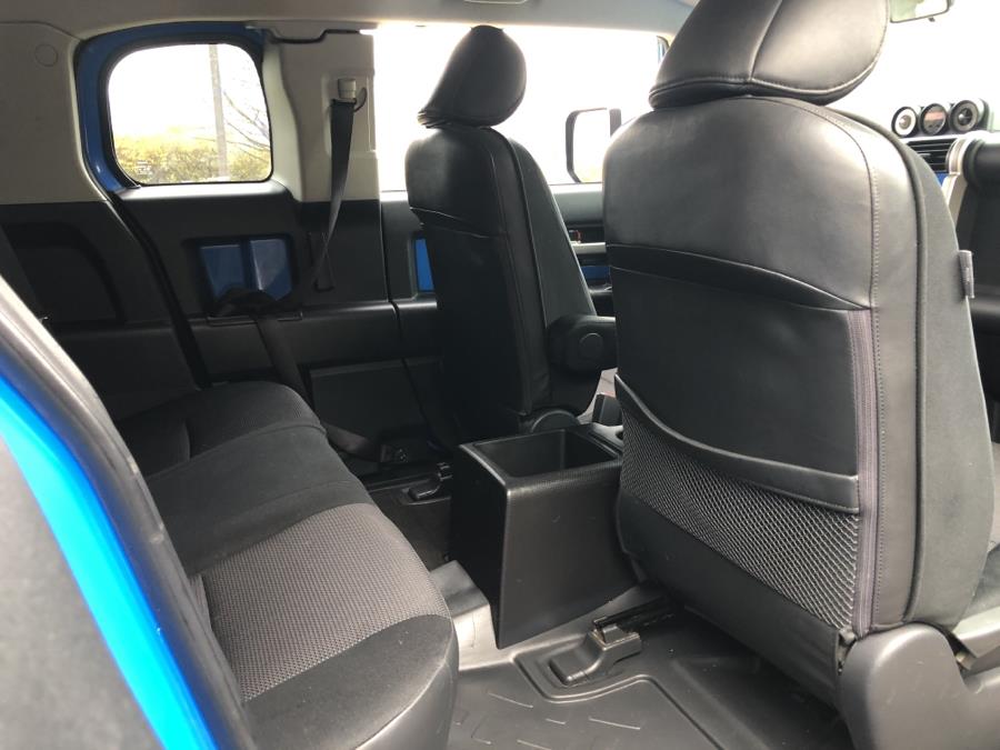 2008 Toyota FJ Cruiser 4WD 4dr Auto (Natl), available for sale in Beavercreek, Ohio | Wholesale Direct Motors. Beavercreek, Ohio 2008 Toyota FJ Cruiser 4WD 4dr Auto (Natl), available for sale in Beavercreek, Ohio | Wholesale Direct Motors. Beavercreek, Ohio
