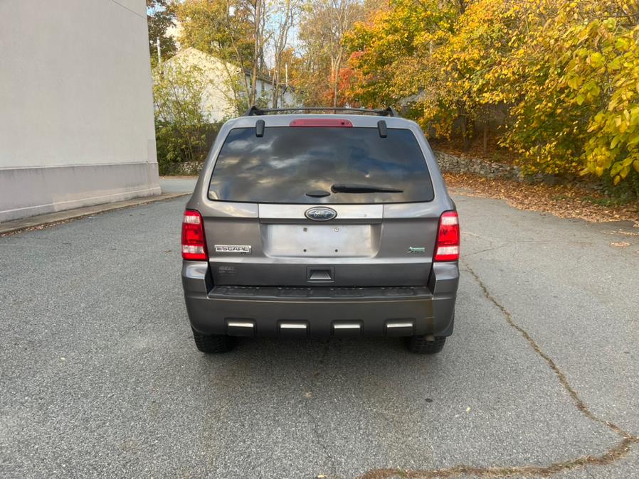 Used Ford Escape 4WD 4dr XLT 2011 | Gas On The Run. Swansea, Massachusetts