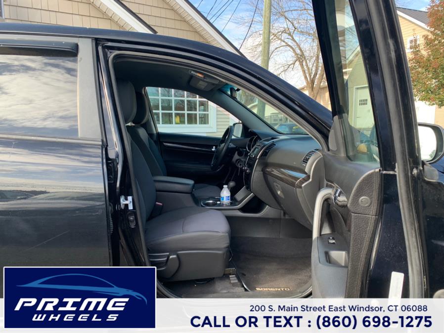 2012 Kia Sorento 2WD 4dr I4 LX, available for sale in East Windsor, Connecticut | Prime Wheels. East Windsor, Connecticut 2012 Kia Sorento 2WD 4dr I4 LX, available for sale in East Windsor, Connecticut | Prime Wheels. East Windsor, Connecticut