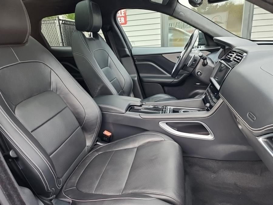 Used Jaguar F-PACE S AWD 2019 | L.I. Auto Gallery. Islip, New York Used Jaguar F-PACE S AWD 2019 | L.I. Auto Gallery. Islip, New York