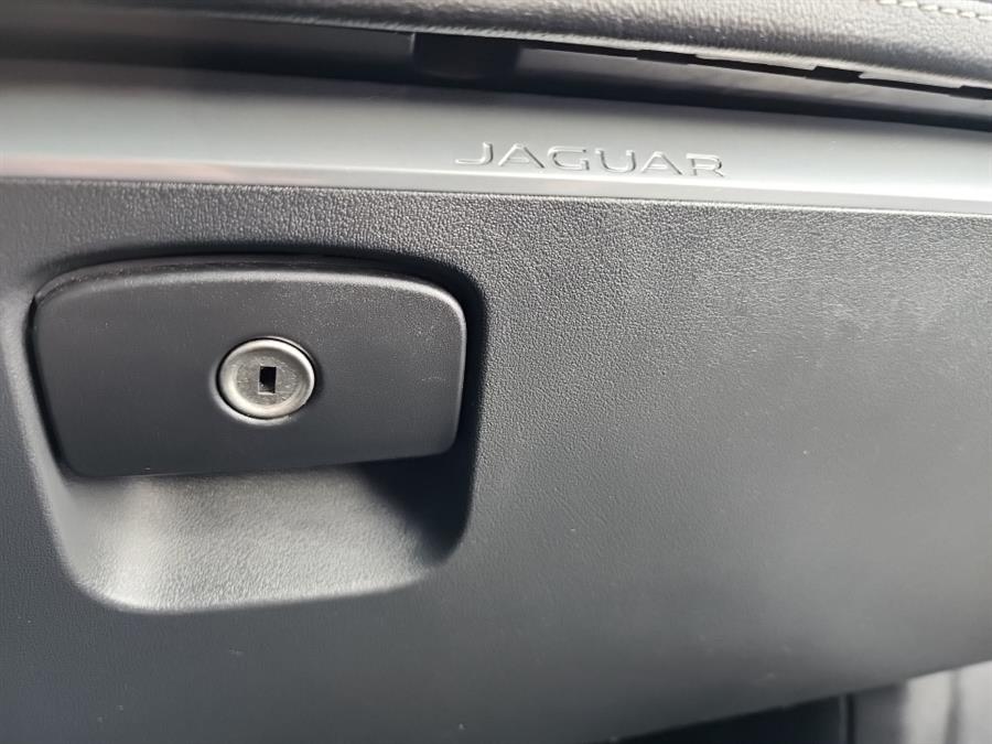 Used Jaguar F-PACE S AWD 2019 | L.I. Auto Gallery. Islip, New York Used Jaguar F-PACE S AWD 2019 | L.I. Auto Gallery. Islip, New York