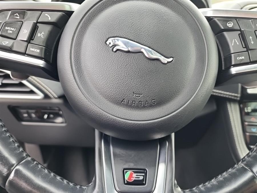 Used Jaguar F-PACE S AWD 2019 | L.I. Auto Gallery. Islip, New York Used Jaguar F-PACE S AWD 2019 | L.I. Auto Gallery. Islip, New York