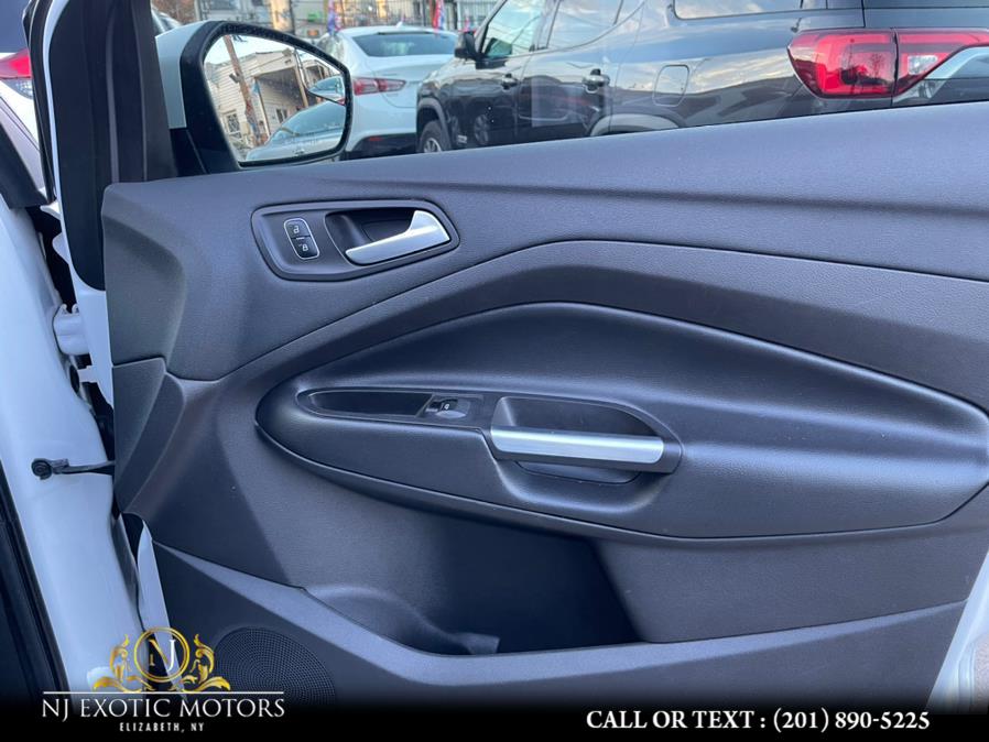 Used Ford Escape SE FWD 2017 | NJ Exotic Motors. Elizabeth, New Jersey Used Ford Escape SE FWD 2017 | NJ Exotic Motors. Elizabeth, New Jersey
