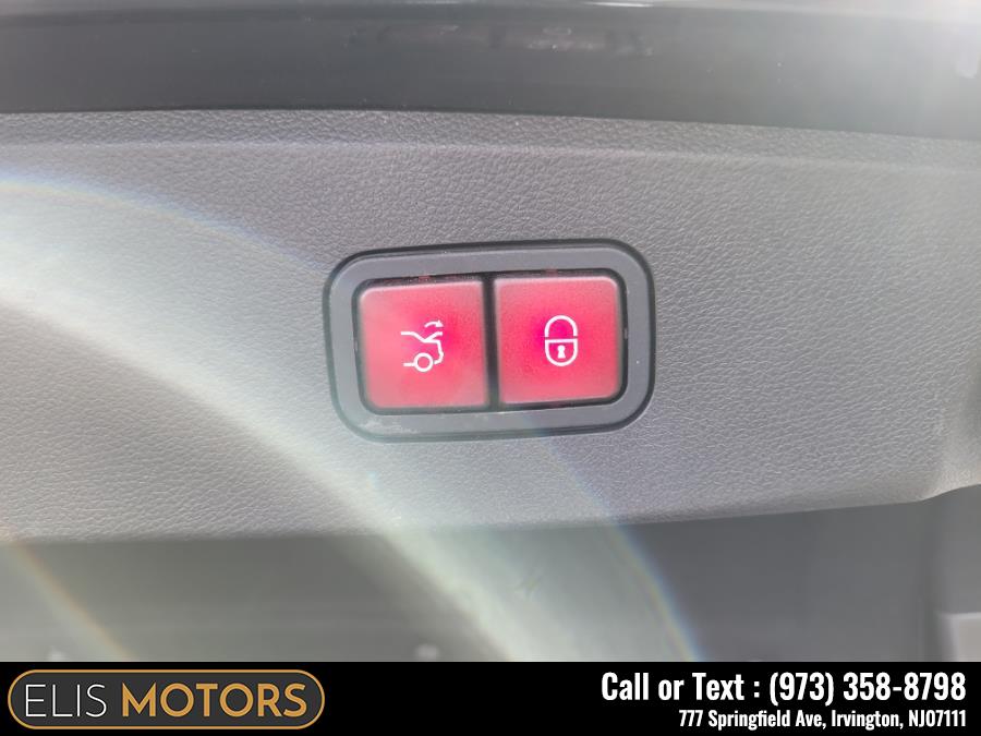 2015 Mercedes-Benz E-Class 4dr Sdn E350 Luxury 4MATIC, available for sale in Irvington, New Jersey | Elis Motors Corp. Irvington, New Jersey 2015 Mercedes-Benz E-Class 4dr Sdn E350 Luxury 4MATIC, available for sale in Irvington, New Jersey | Elis Motors Corp. Irvington, New Jersey