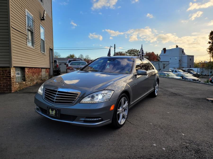 2013 Mercedes-Benz S-Class 4dr Sdn S550 4MATIC, available for sale in Irvington, New Jersey | Elis Motors Corp. Irvington, New Jersey 2013 Mercedes-Benz S-Class 4dr Sdn S550 4MATIC, available for sale in Irvington, New Jersey | Elis Motors Corp. Irvington, New Jersey