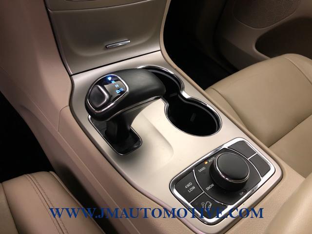 2015 Jeep Grand Cherokee 4WD 4dr Limited, available for sale in Naugatuck, Connecticut | J&M Automotive Sls&Svc LLC. Naugatuck, Connecticut 2015 Jeep Grand Cherokee 4WD 4dr Limited, available for sale in Naugatuck, Connecticut | J&M Automotive Sls&Svc LLC. Naugatuck, Connecticut
