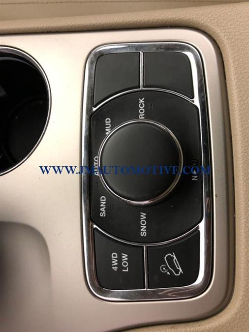 2015 Jeep Grand Cherokee 4WD 4dr Limited, available for sale in Naugatuck, Connecticut | J&M Automotive Sls&Svc LLC. Naugatuck, Connecticut 2015 Jeep Grand Cherokee 4WD 4dr Limited, available for sale in Naugatuck, Connecticut | J&M Automotive Sls&Svc LLC. Naugatuck, Connecticut
