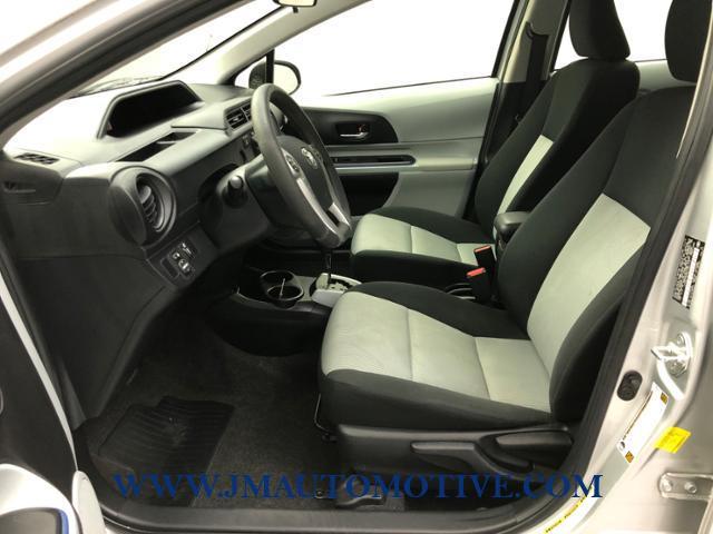 Used Toyota Prius c 5dr HB One 2013 | J&M Automotive Sls&Svc LLC. Naugatuck, Connecticut Used Toyota Prius c 5dr HB One 2013 | J&M Automotive Sls&Svc LLC. Naugatuck, Connecticut