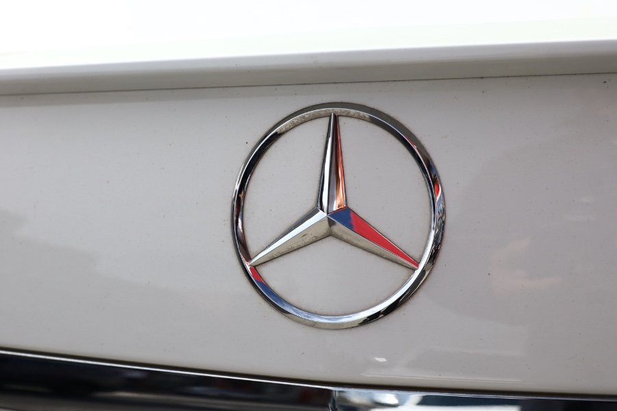 2014 Mercedes-Benz E-Class 4dr Sdn E 350 Luxury 4MATIC, available for sale in Jamaica, New York | Hillside Auto Mall Inc.. Jamaica, New York 2014 Mercedes-Benz E-Class 4dr Sdn E 350 Luxury 4MATIC, available for sale in Jamaica, New York | Hillside Auto Mall Inc.. Jamaica, New York