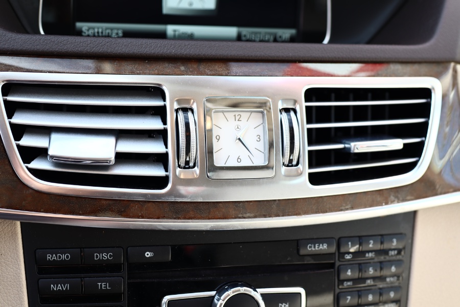 2014 Mercedes-Benz E-Class 4dr Sdn E 350 Luxury 4MATIC, available for sale in Jamaica, New York | Hillside Auto Mall Inc.. Jamaica, New York 2014 Mercedes-Benz E-Class 4dr Sdn E 350 Luxury 4MATIC, available for sale in Jamaica, New York | Hillside Auto Mall Inc.. Jamaica, New York