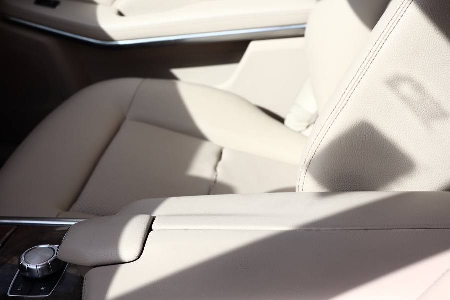 2014 Mercedes-Benz E-Class 4dr Sdn E 350 Luxury 4MATIC, available for sale in Jamaica, New York | Hillside Auto Mall Inc.. Jamaica, New York 2014 Mercedes-Benz E-Class 4dr Sdn E 350 Luxury 4MATIC, available for sale in Jamaica, New York | Hillside Auto Mall Inc.. Jamaica, New York