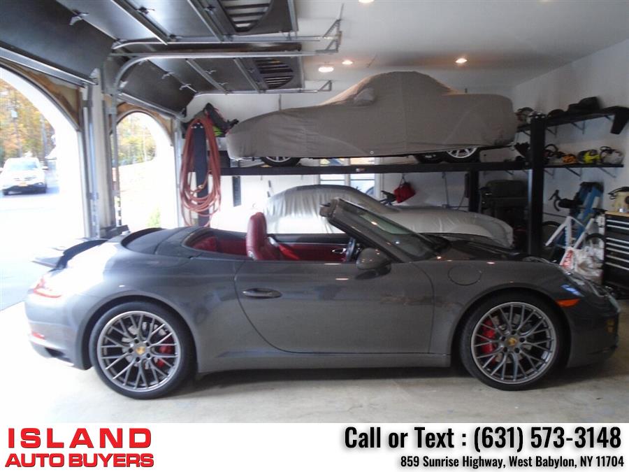 Used Porsche 911 Carrera S 2dr Convertible 2017 | Island Auto Buyers. West Babylon, New York Used Porsche 911 Carrera S 2dr Convertible 2017 | Island Auto Buyers. West Babylon, New York