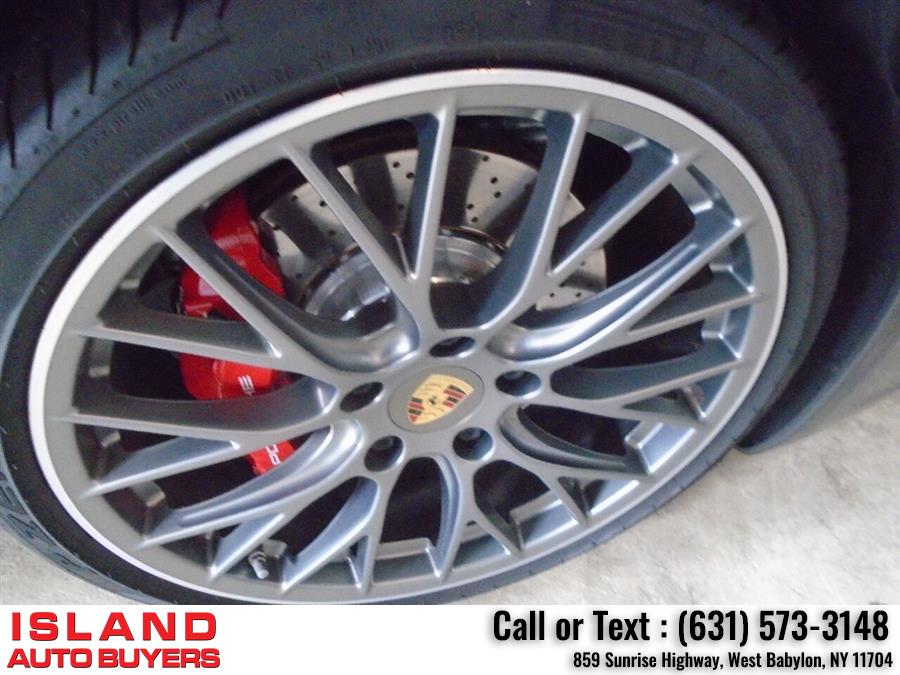 Used Porsche 911 Carrera S 2dr Convertible 2017 | Island Auto Buyers. West Babylon, New York Used Porsche 911 Carrera S 2dr Convertible 2017 | Island Auto Buyers. West Babylon, New York