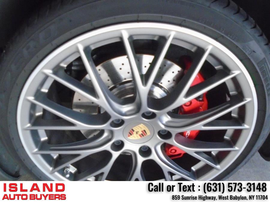 Used Porsche 911 Carrera S 2dr Convertible 2017 | Island Auto Buyers. West Babylon, New York Used Porsche 911 Carrera S 2dr Convertible 2017 | Island Auto Buyers. West Babylon, New York