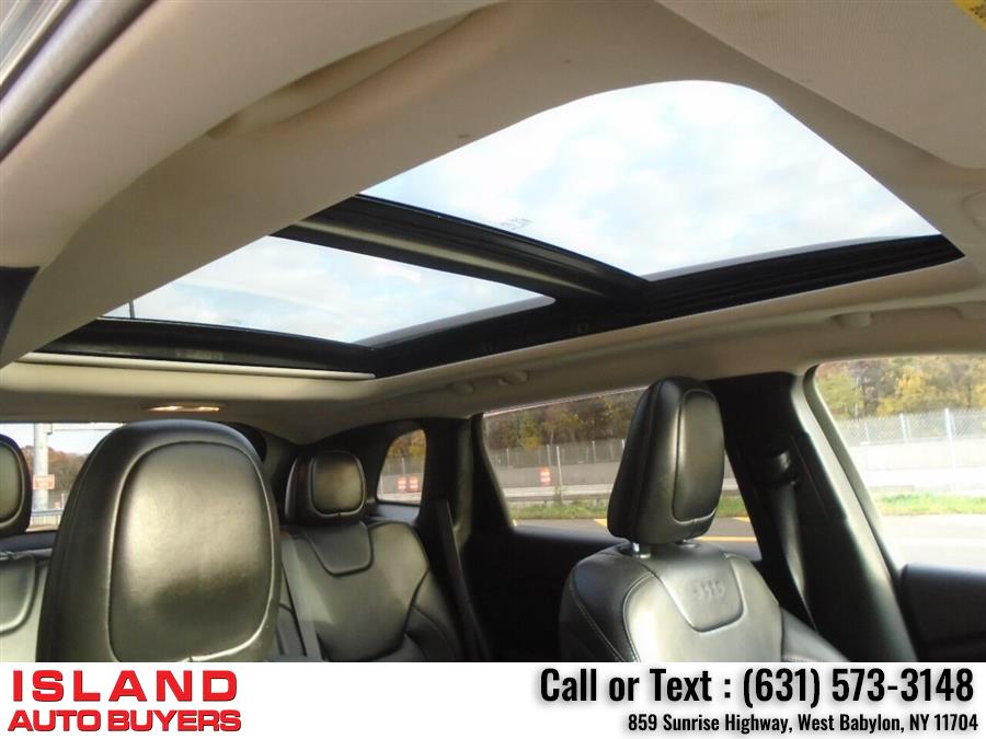 2016 Jeep Cherokee Limited 4x4 4dr SUV, available for sale in West Babylon, New York | Island Auto Buyers. West Babylon, New York 2016 Jeep Cherokee Limited 4x4 4dr SUV, available for sale in West Babylon, New York | Island Auto Buyers. West Babylon, New York