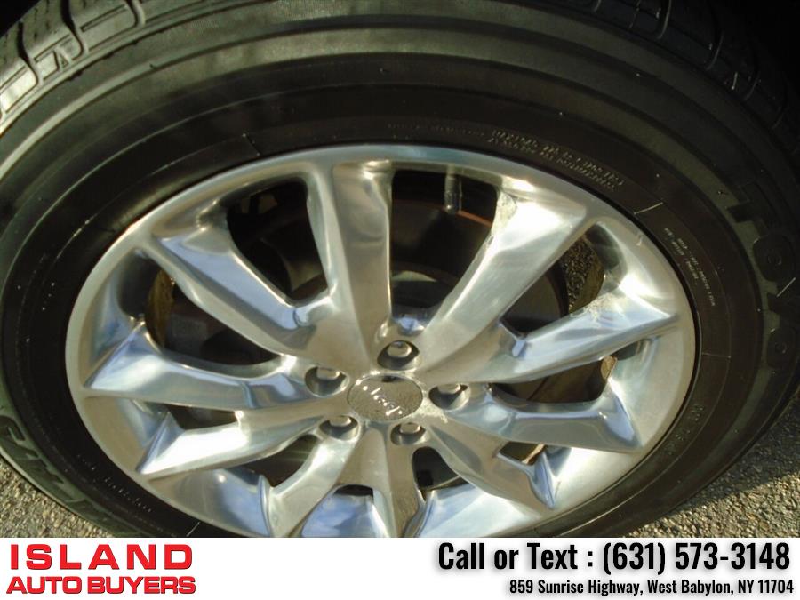 2016 Jeep Cherokee Limited 4x4 4dr SUV, available for sale in West Babylon, New York | Island Auto Buyers. West Babylon, New York 2016 Jeep Cherokee Limited 4x4 4dr SUV, available for sale in West Babylon, New York | Island Auto Buyers. West Babylon, New York