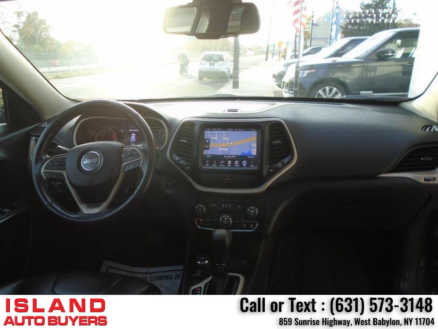 2016 Jeep Cherokee Limited 4x4 4dr SUV, available for sale in West Babylon, New York | Island Auto Buyers. West Babylon, New York 2016 Jeep Cherokee Limited 4x4 4dr SUV, available for sale in West Babylon, New York | Island Auto Buyers. West Babylon, New York