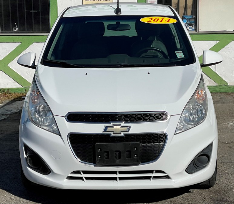 Used Chevrolet Spark 5dr HB CVT LT w/1LT 2014 | Green Light Auto. Corona, California Used Chevrolet Spark 5dr HB CVT LT w/1LT 2014 | Green Light Auto. Corona, California