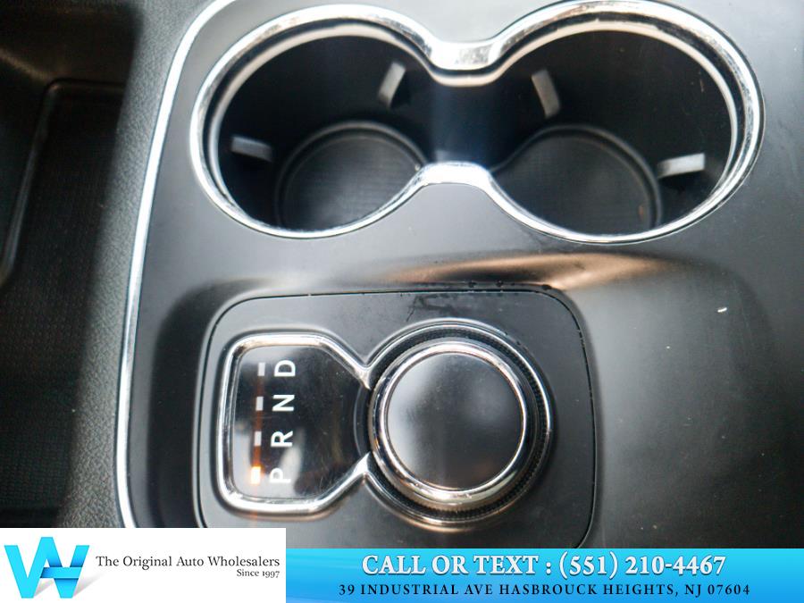 Used Dodge Durango AWD 4dr Limited 2015 | AW Auto & Truck Wholesalers, Inc. Hasbrouck Heights, New Jersey Used Dodge Durango AWD 4dr Limited 2015 | AW Auto & Truck Wholesalers, Inc. Hasbrouck Heights, New Jersey