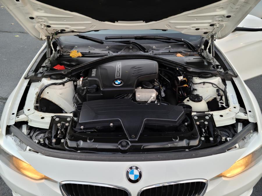 2013 BMW 3 Series 4dr Sdn 328i xDrive AWD, available for sale in Milford, Connecticut | Chip's Auto Sales Inc. Milford, Connecticut 2013 BMW 3 Series 4dr Sdn 328i xDrive AWD, available for sale in Milford, Connecticut | Chip's Auto Sales Inc. Milford, Connecticut