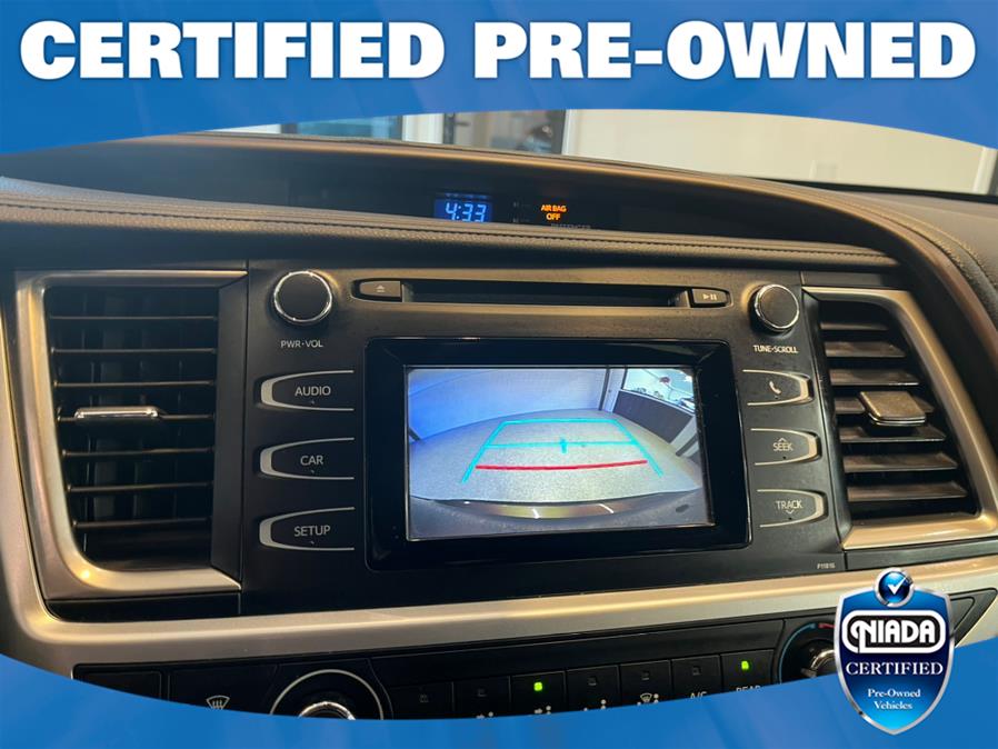 2019 Toyota Highlander LE V6 AWD (Natl), available for sale in Huntington Station, New York | Connection Auto Sales Inc.. Huntington Station, New York 2019 Toyota Highlander LE V6 AWD (Natl), available for sale in Huntington Station, New York | Connection Auto Sales Inc.. Huntington Station, New York